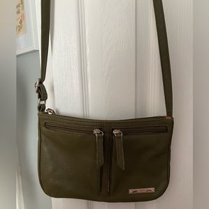 Nine West, olive green, faux leather, crossbody purse.